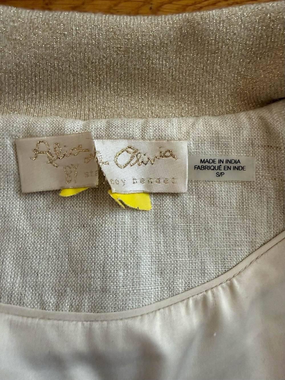Alice + Olivia
ODIE EMBELLISHED BOMBER - Picture 16 of 16